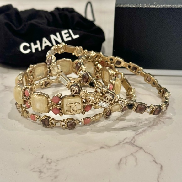 Chanel Pre-Fall 2012 “Paris-Bombay” Gripoix Bangles - Picture 3 of 6